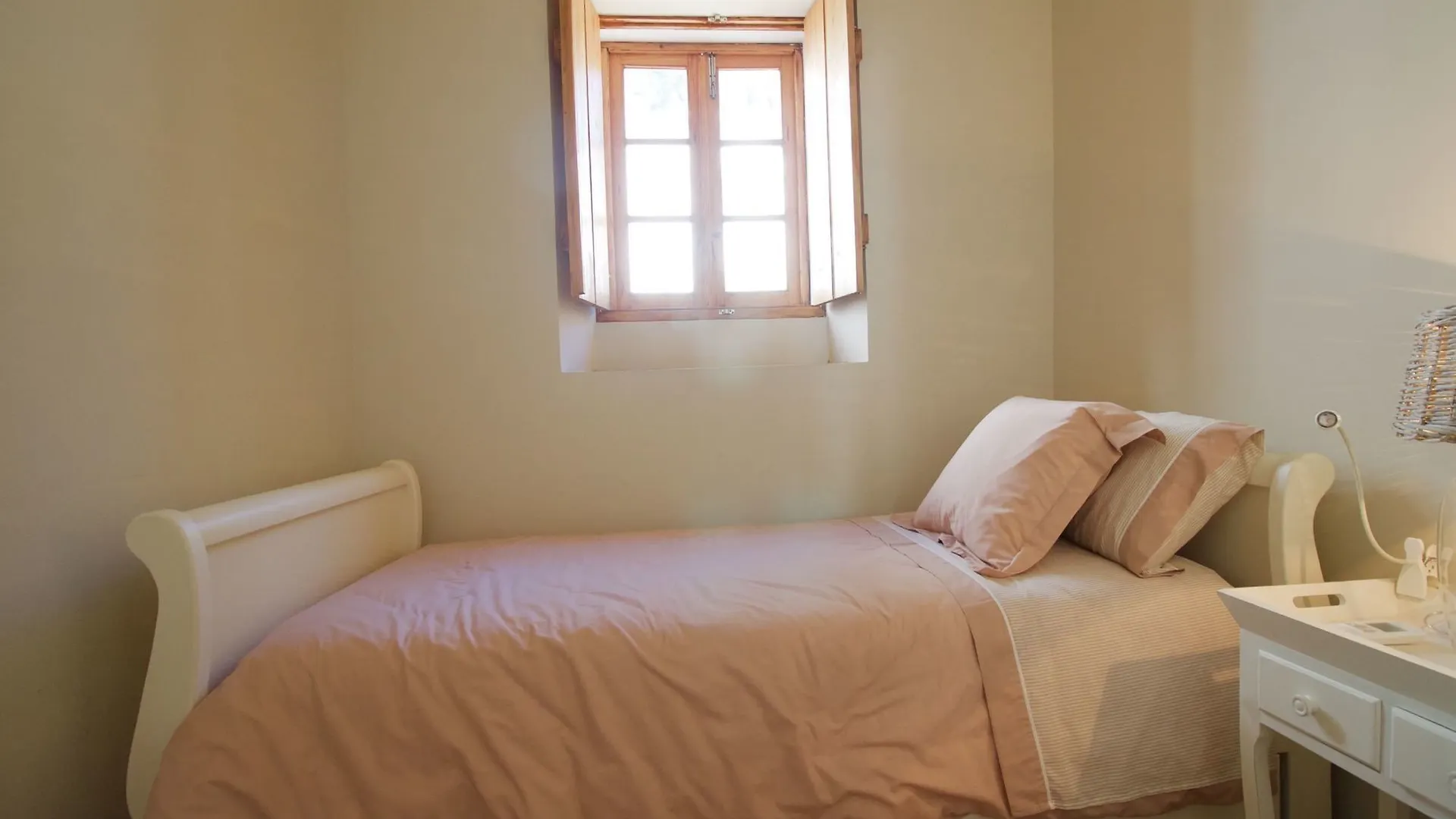 Horta Do Mar 3 By Lightbooking Altura 0*,  Portugal